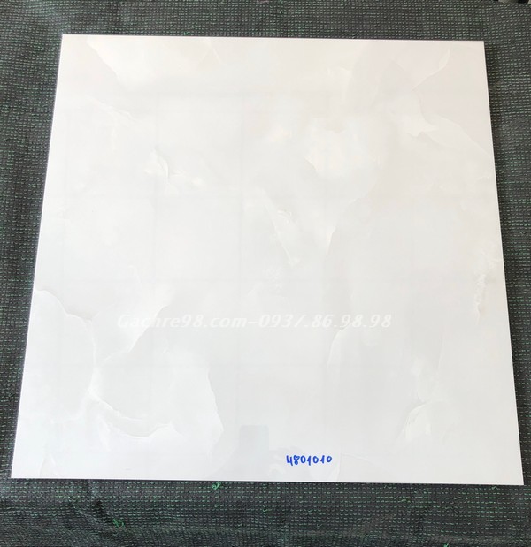 Đá bóng kiếng 60x60 nhà bè