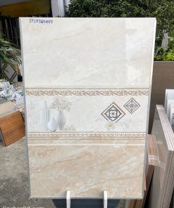 Gạch dán tường 300x600 quận 11