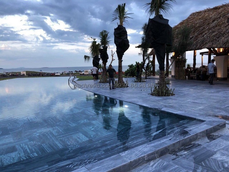 Đá sọc dưa lát hồ bơi và lát sân ở resort Đá sọc dưa lát hồ bơi ở resort
