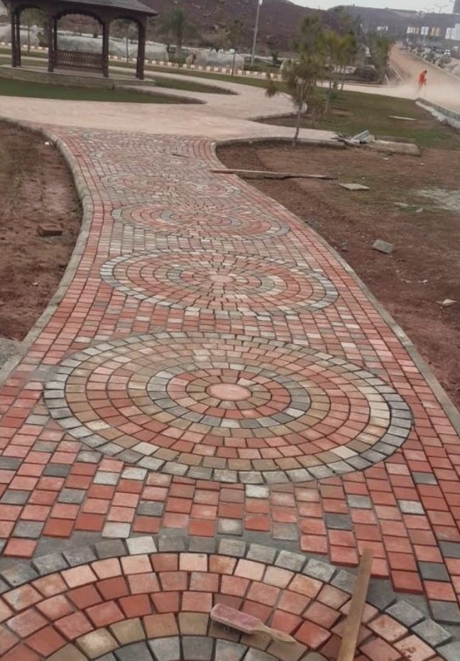 Brick Fire Pit pathway